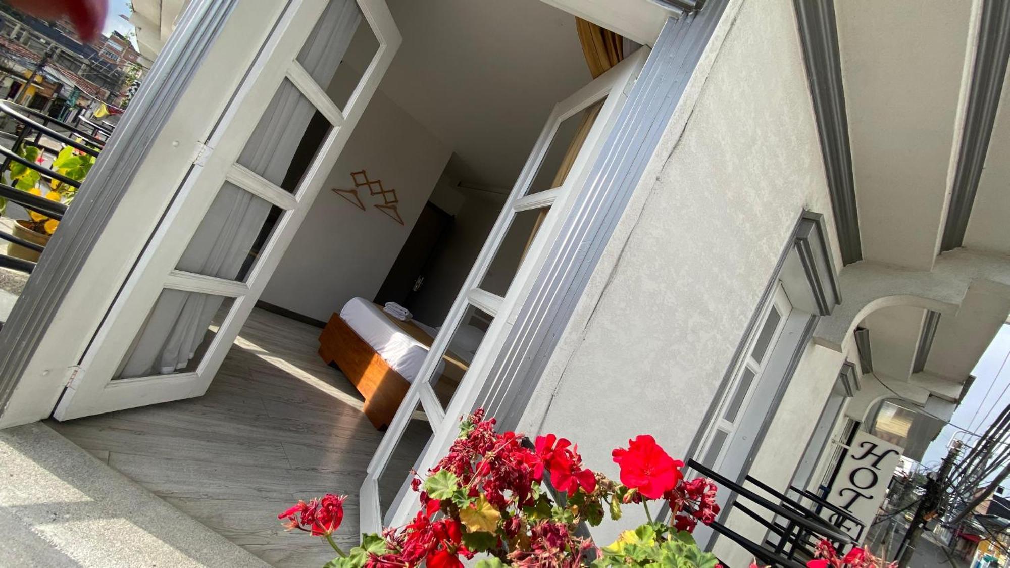 Hotel Válcon Santa Rosa de Cabal Exteriér fotografie